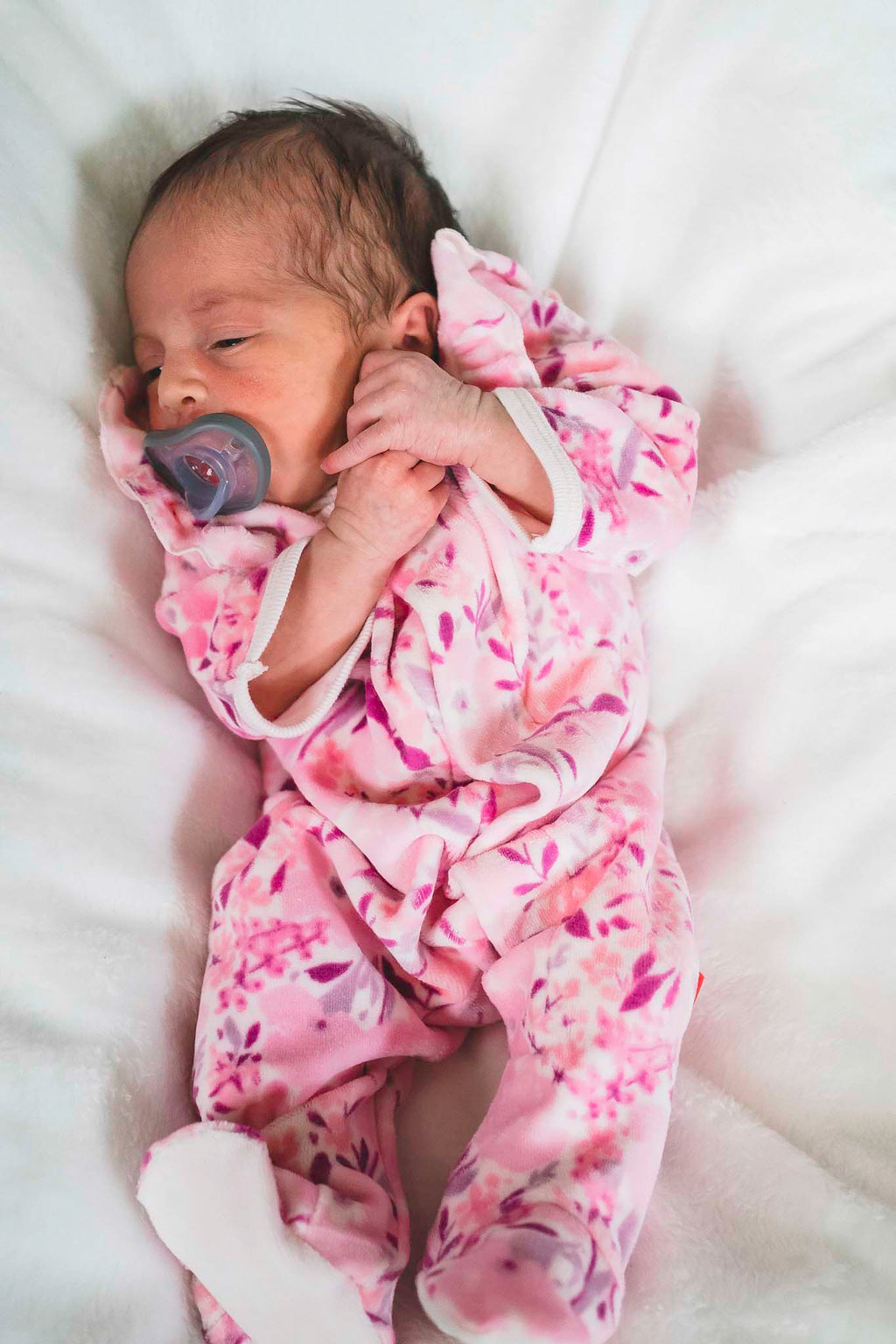 Chloe Velour Magnetic Footie (Baby Girl)