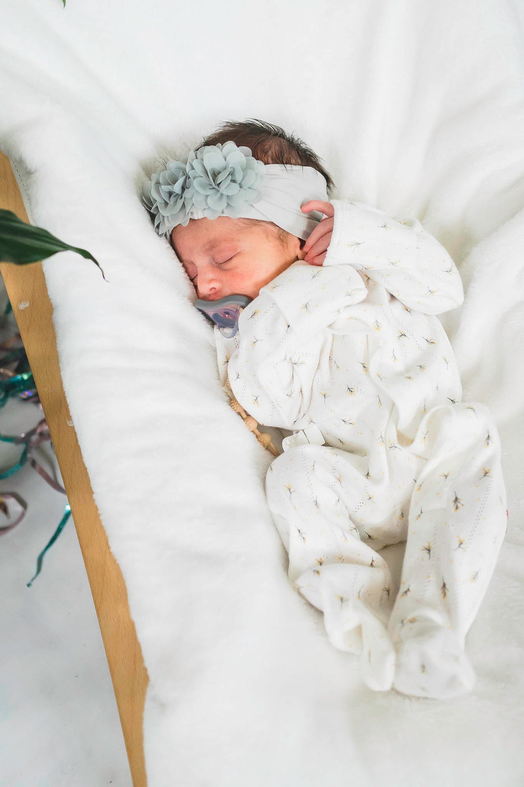 Floral Pointelle Magnetic Footie (Baby Girl)