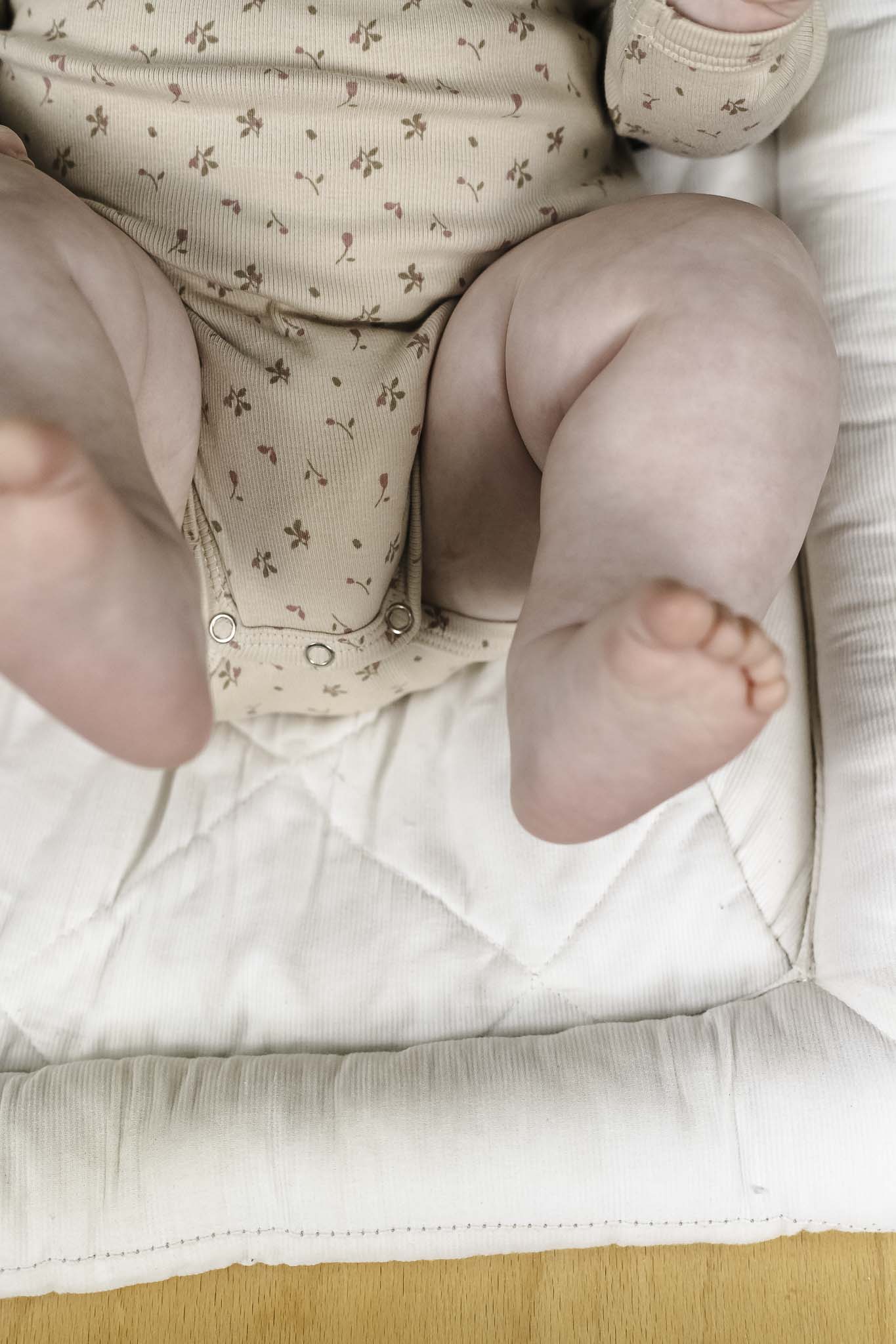 Oak Aster Onesie (Baby Girl)