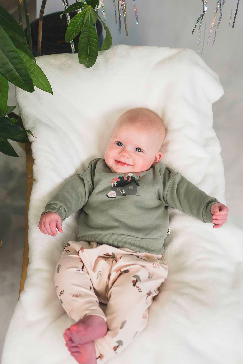 Poetry Green Botany Sweatshirt (Baby Girl)