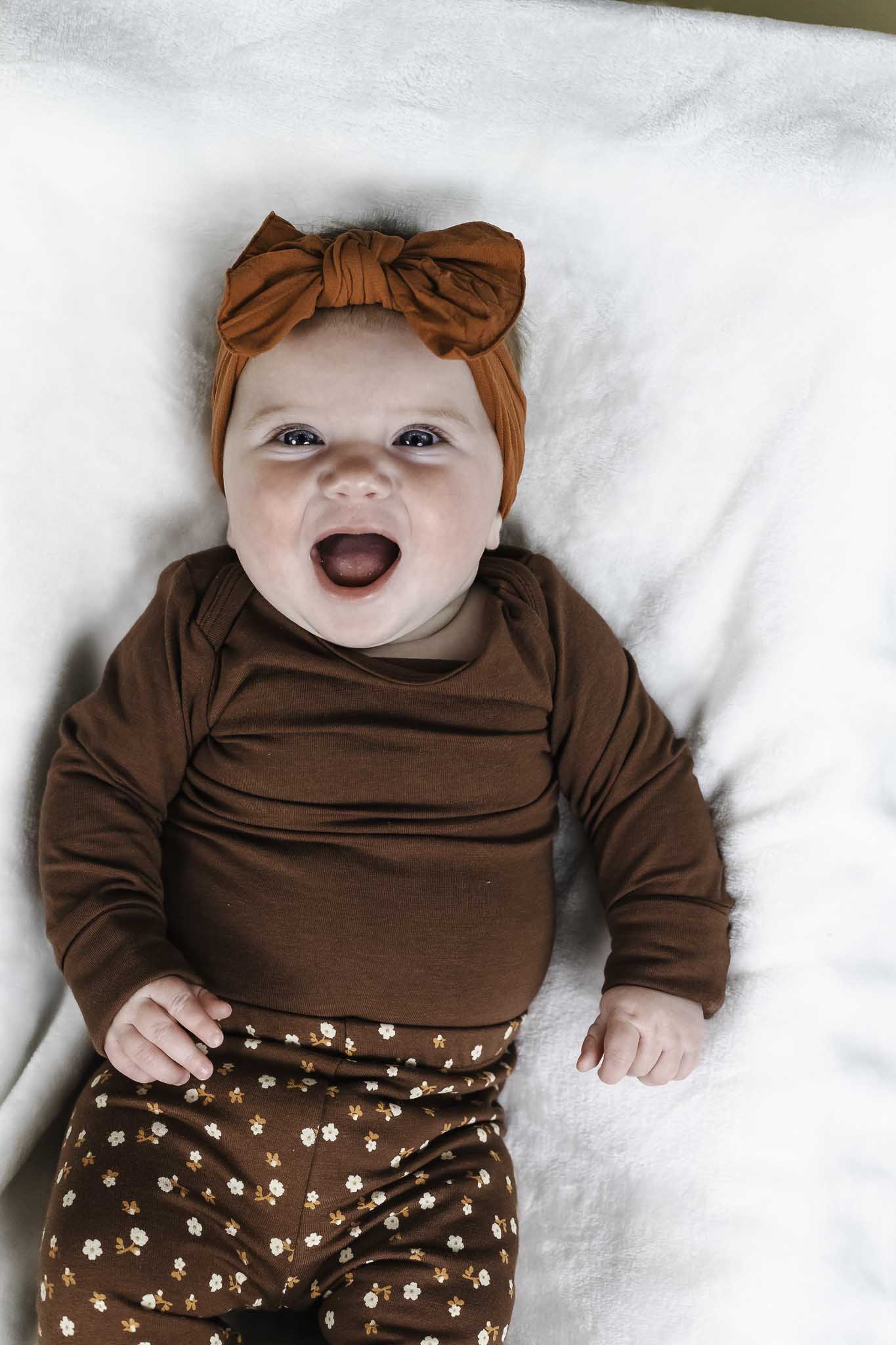 Root Cozy Me Onesie (Baby Girl)