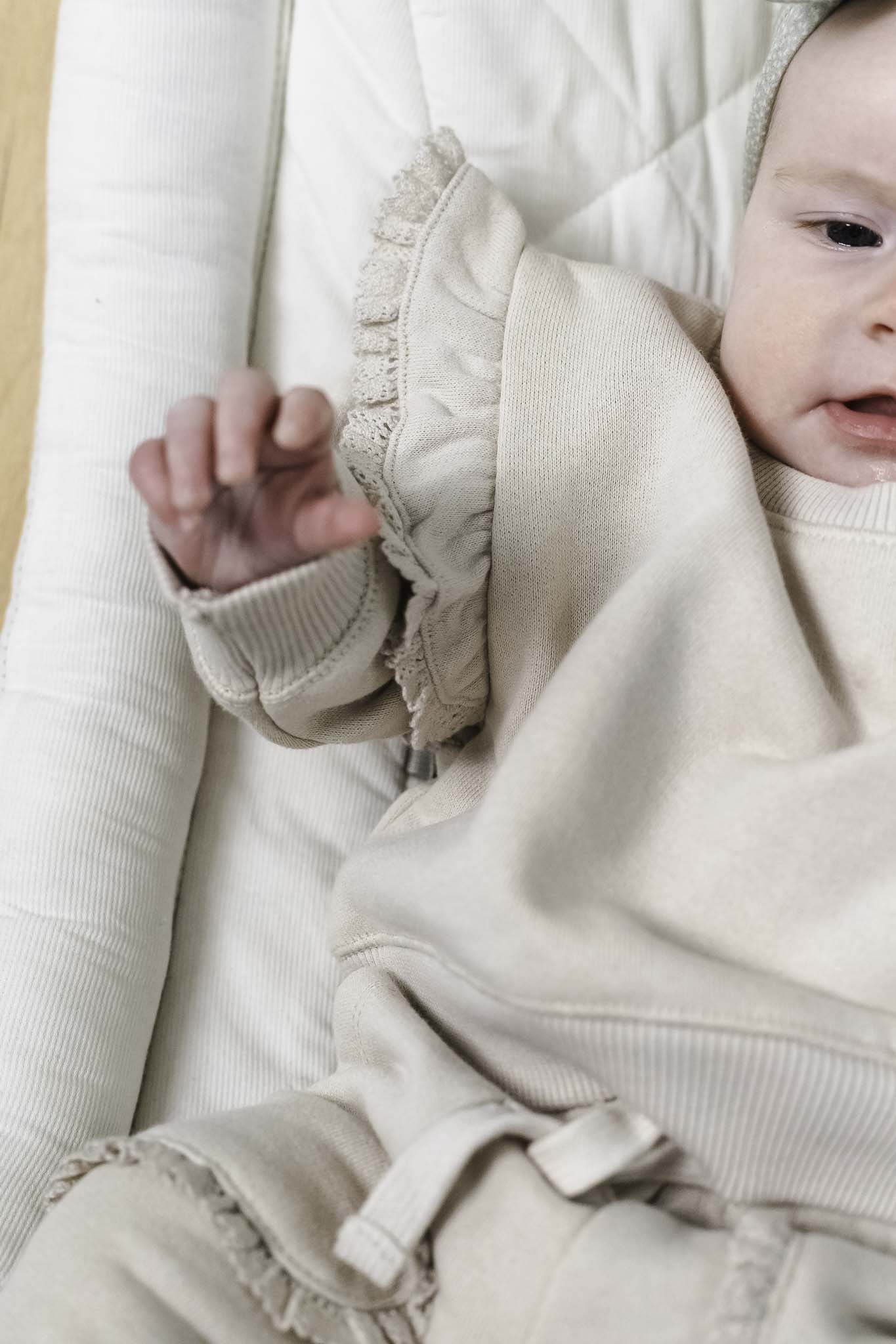 Stone Lace Trim Sweatshirt (Baby Girl)
