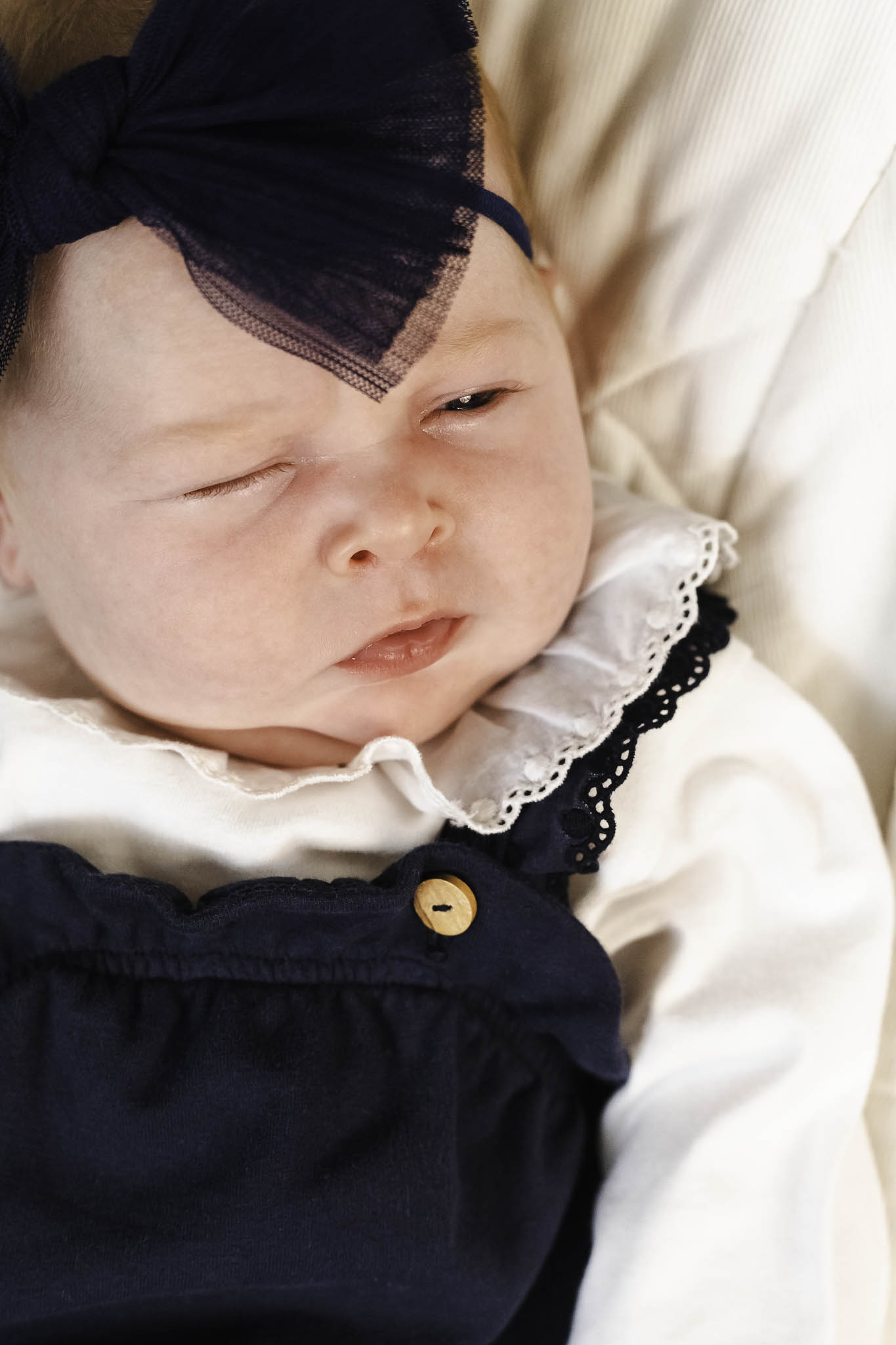 White Frill Collar Onesie (Baby Girl)